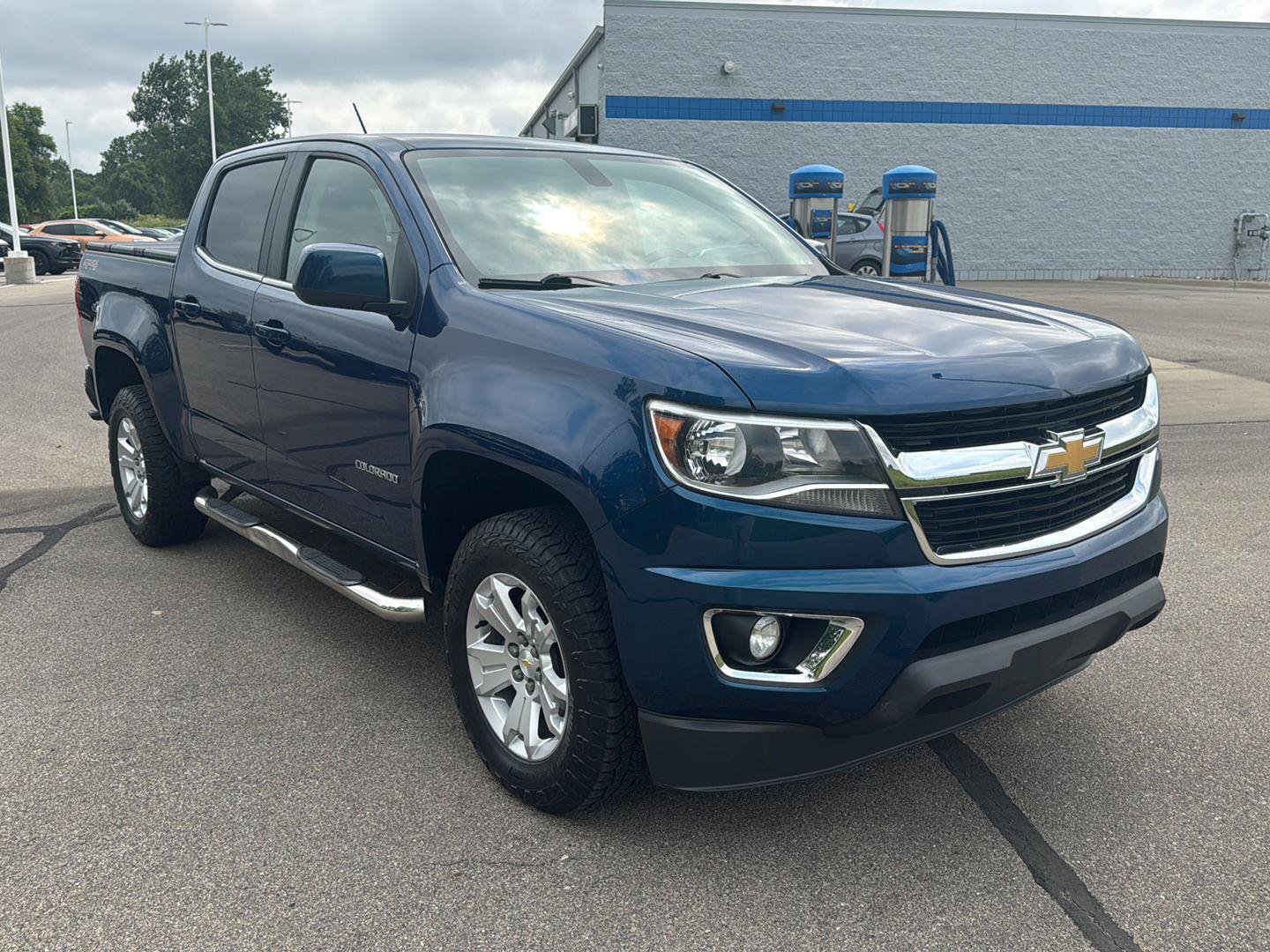 Used 2019 Chevrolet Colorado LT w/ LT Convenience Package AWD/4WD image 8