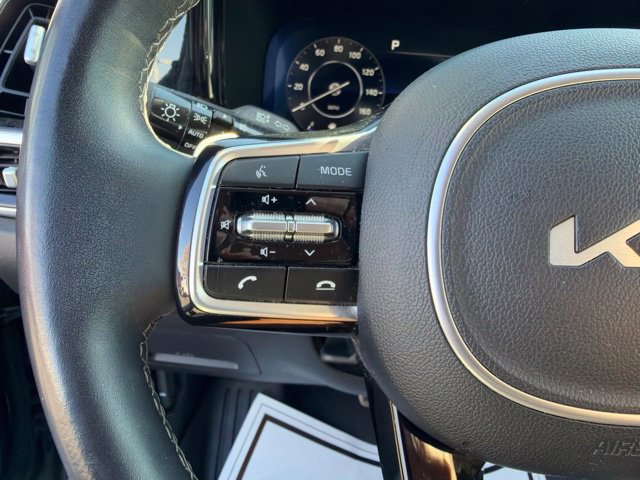 Certified 2022 Kia Sorento SX Prestige w/ Rust Color Package AWD/4WD image 15
