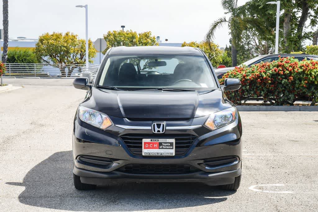 Used 2017 Honda HR-V LX image 2