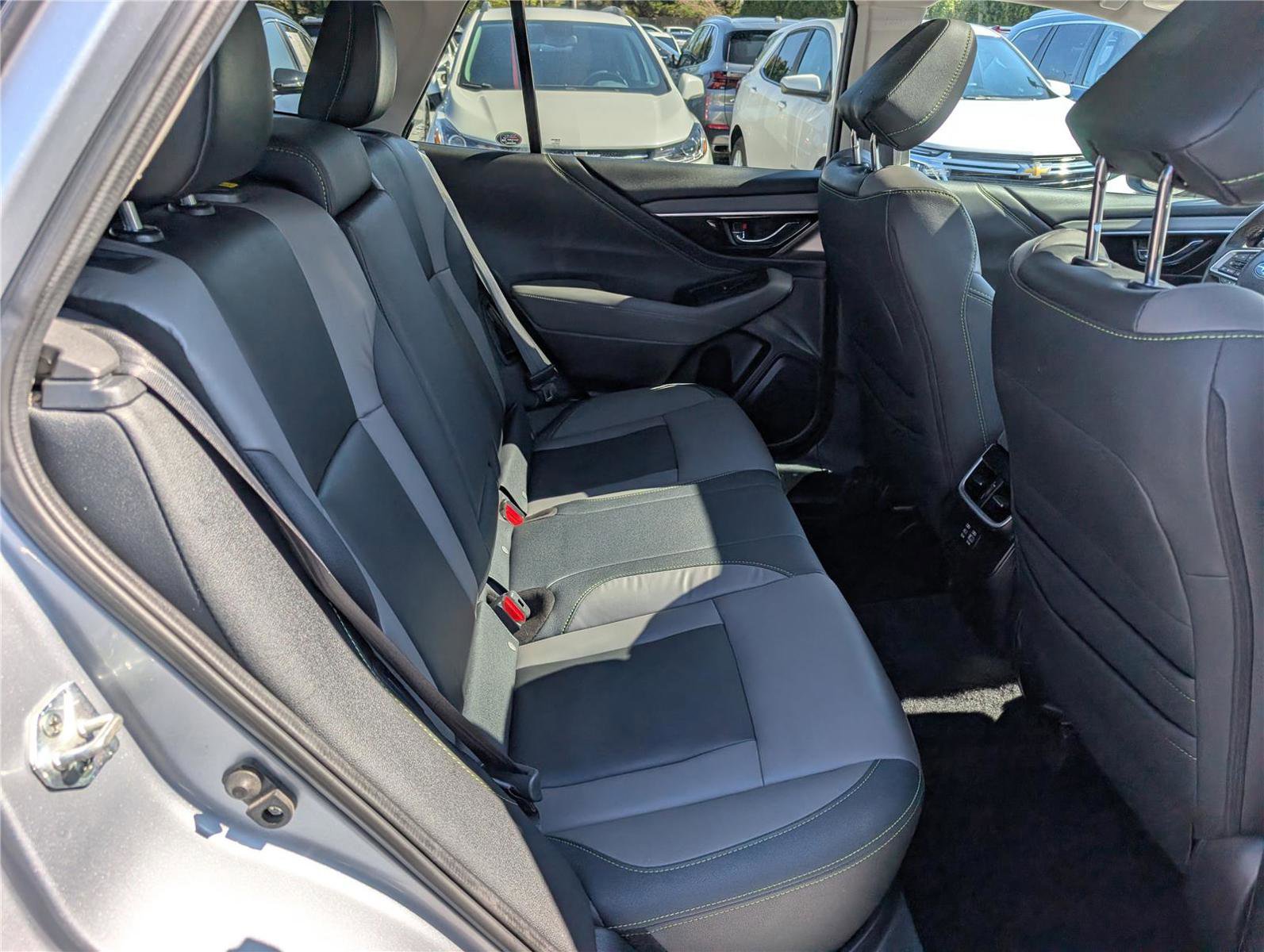 Used 2023 Subaru Outback Onyx Edition AWD/4WD image 13