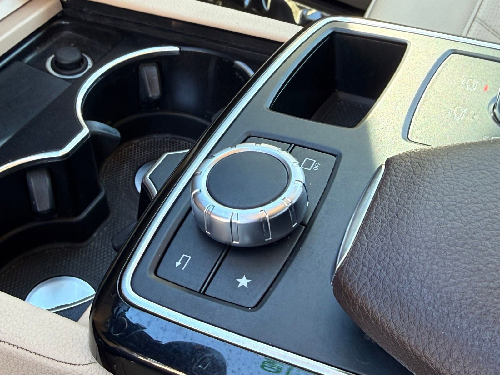 Used 2018 Mercedes-Benz GLE 350 image 35