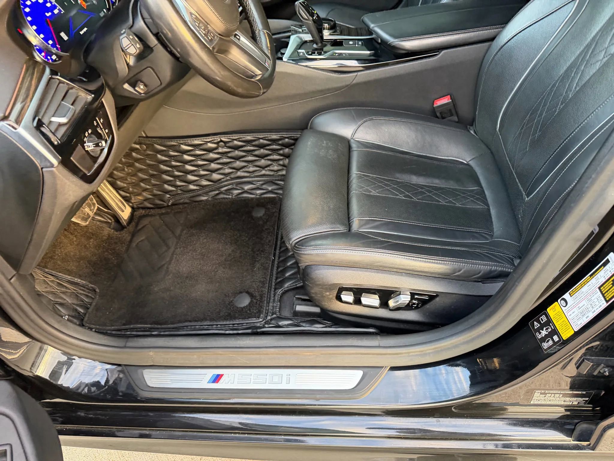 Used 2018 BMW M550i xDrive M550i xDrive Sedan 4D w/ Driving Assistance Package image 80