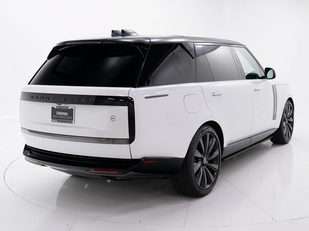 Used 2023 Land Rover Range Rover SV AWD/4WD image 5