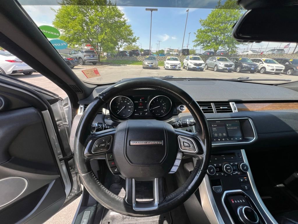 Used 2017 Land Rover Range Rover Evoque HSE AWD/4WD image 34