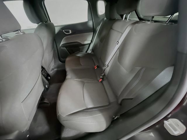 Used 2023 Jeep Compass Sport AWD/4WD image 24