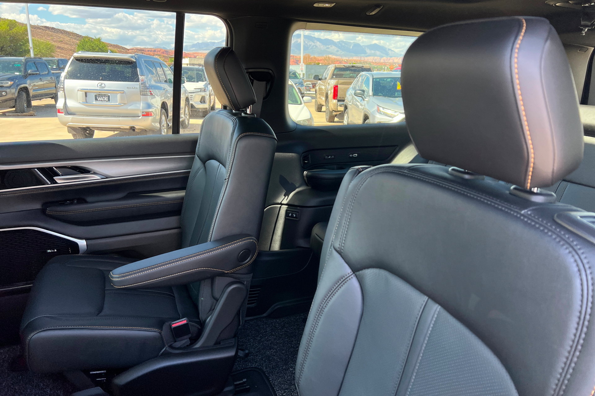 New 2026 Jeep Grand Wagoneer L 4WD image 20