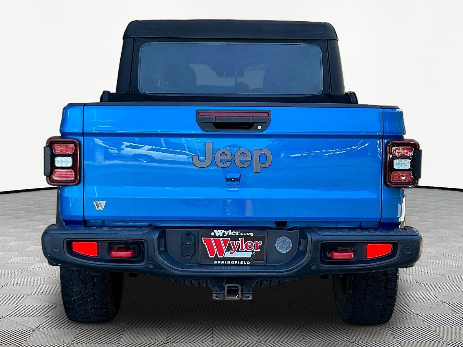 Used 2021 Jeep Gladiator Rubicon AWD/4WD image 5