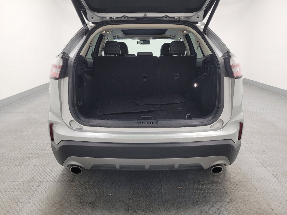 Used 2019 Ford Edge Titanium w/ Equipment Group 301A FWD image 29