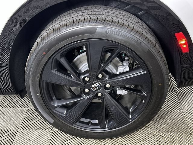 New 2026 Buick Envision Sport Touring AWD/4WD image 35