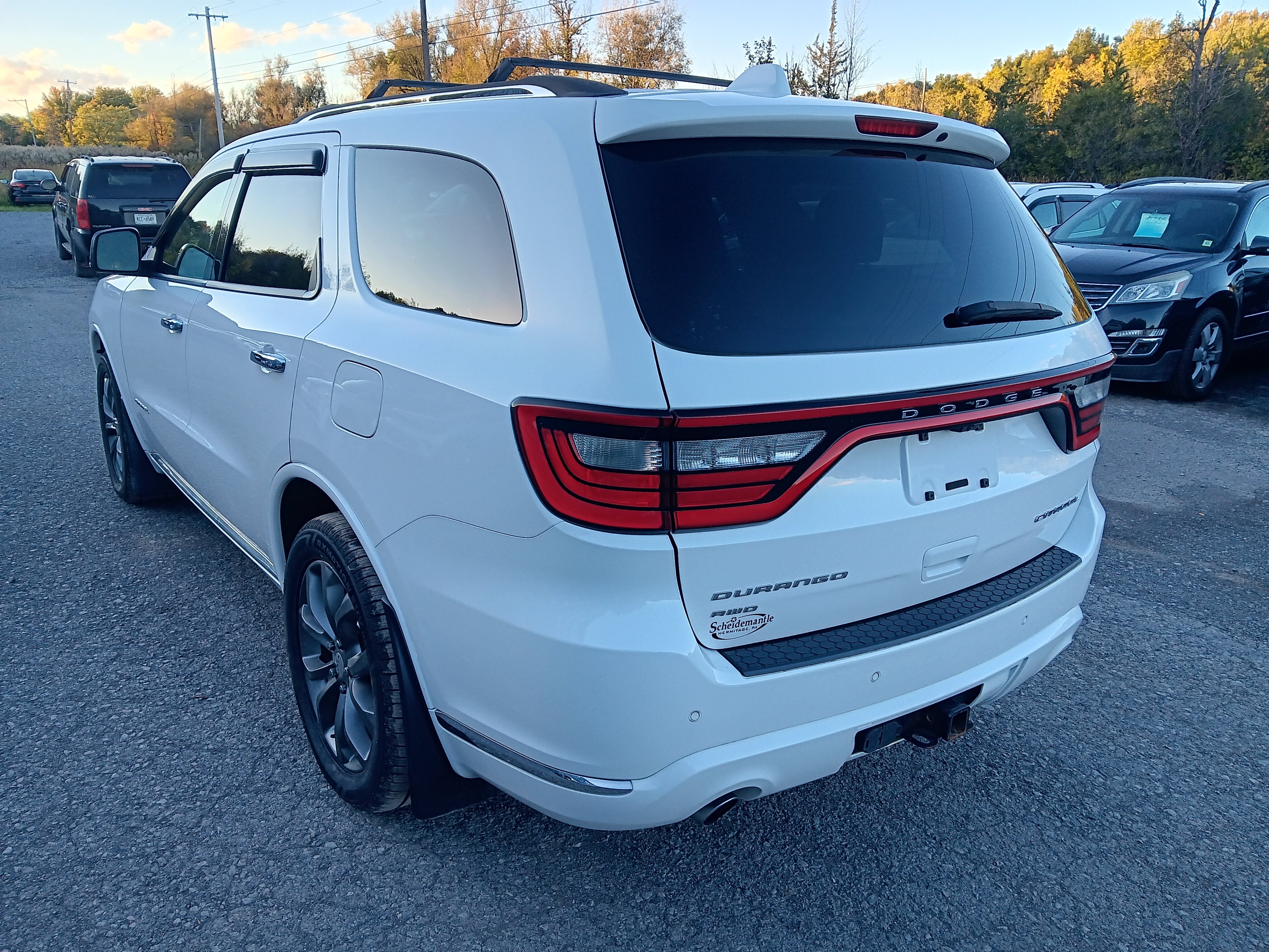 Used 2017 Dodge Durango Citadel w/ Technology Group AWD/4WD image 3