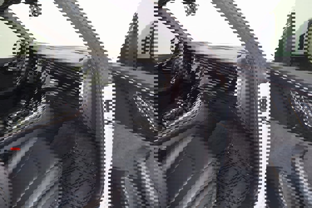 Used 2019 Audi Q8 Prestige image 43