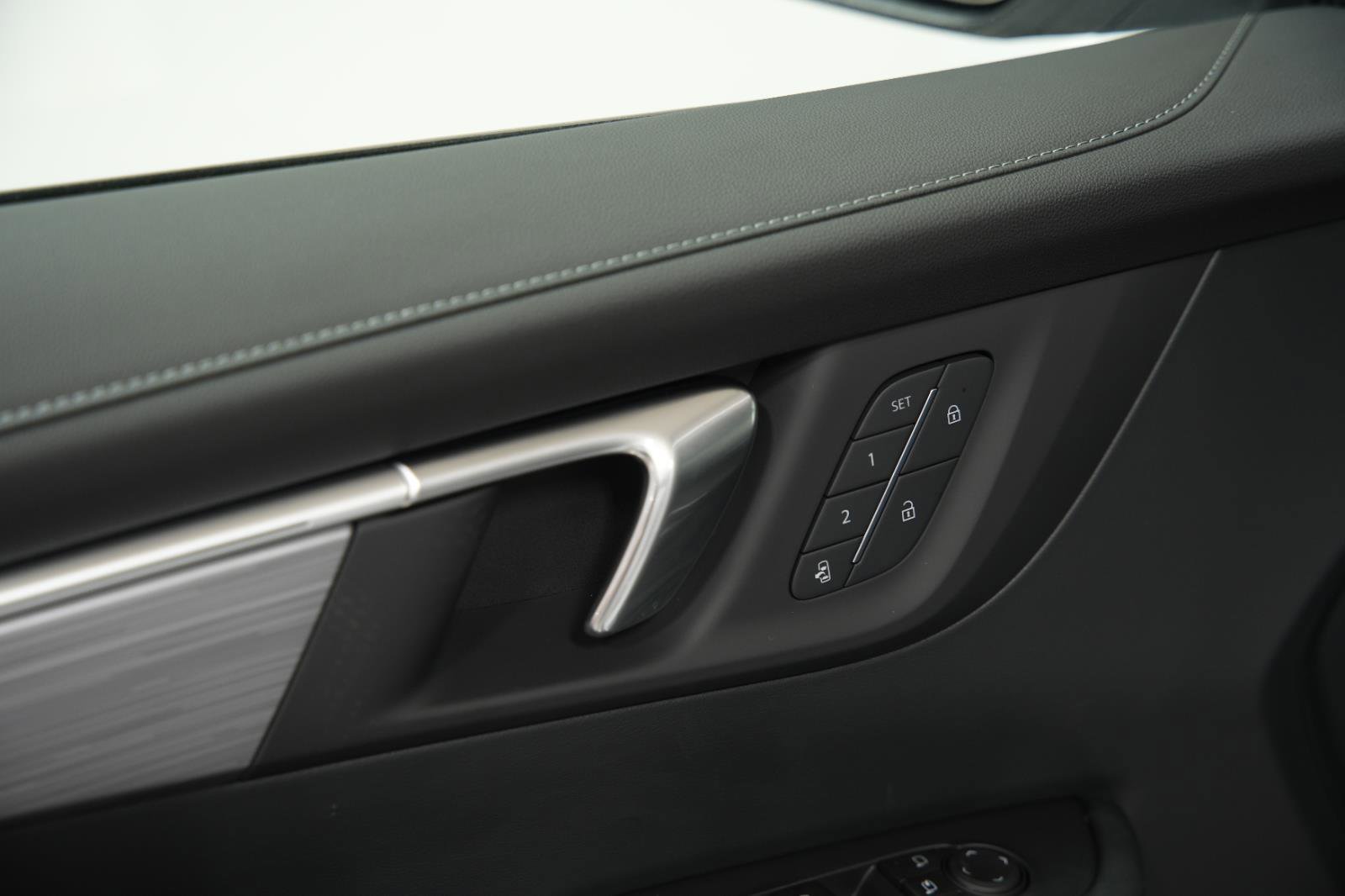 New 2026 Buick Enclave Preferred w/ Power Package image 25