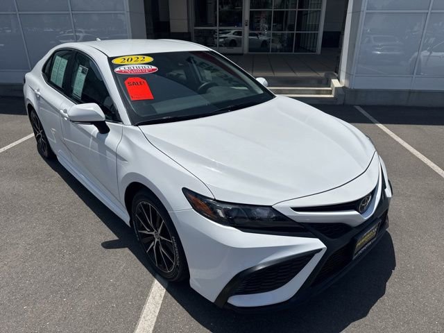 Certified 2022 Toyota Camry SE FWD image 5