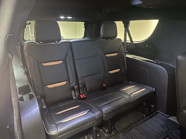 Used 2021 GMC Yukon XL AT4 w/ AT4 Premium Plus Package AWD/4WD image 24