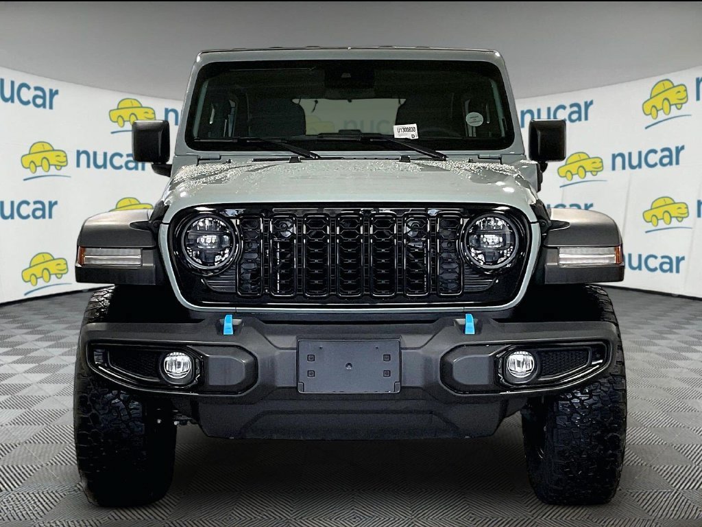 Used 2024 Jeep Wrangler Unlimited AWD/4WD image 2