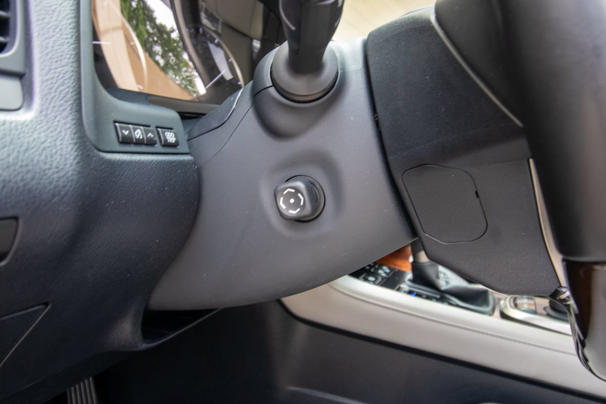 Used 2019 Lexus RX 350L FWD w/ Premium Package image 38