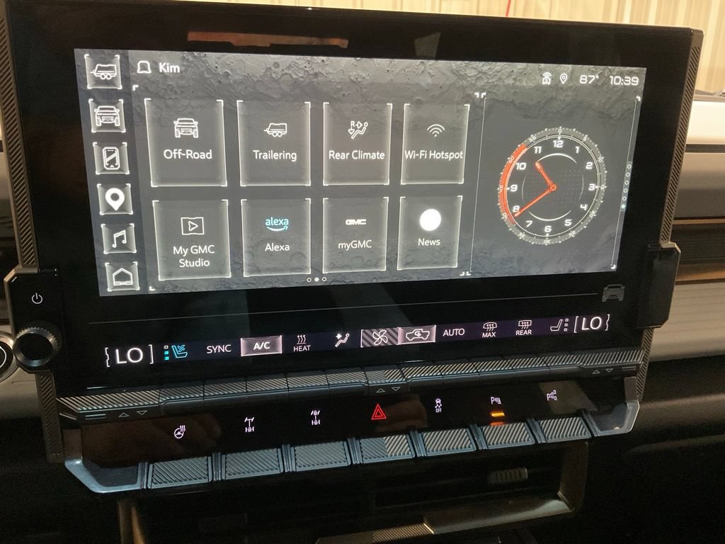 Used 2024 GMC Hummer EV 2X w/ Extreme Off-Road Package AWD/4WD image 19
