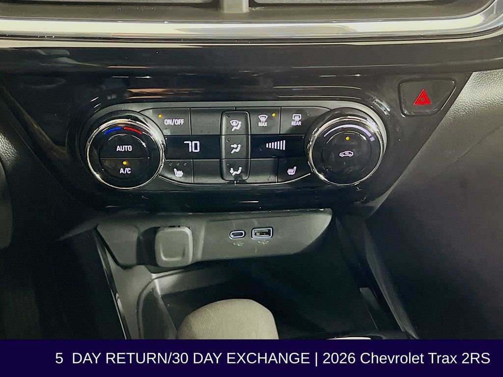 Used 2026 Chevrolet Trax RS w/ Sunroof Package image 22