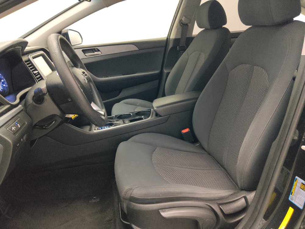 Used 2019 Hyundai Sonata SE FWD image 17