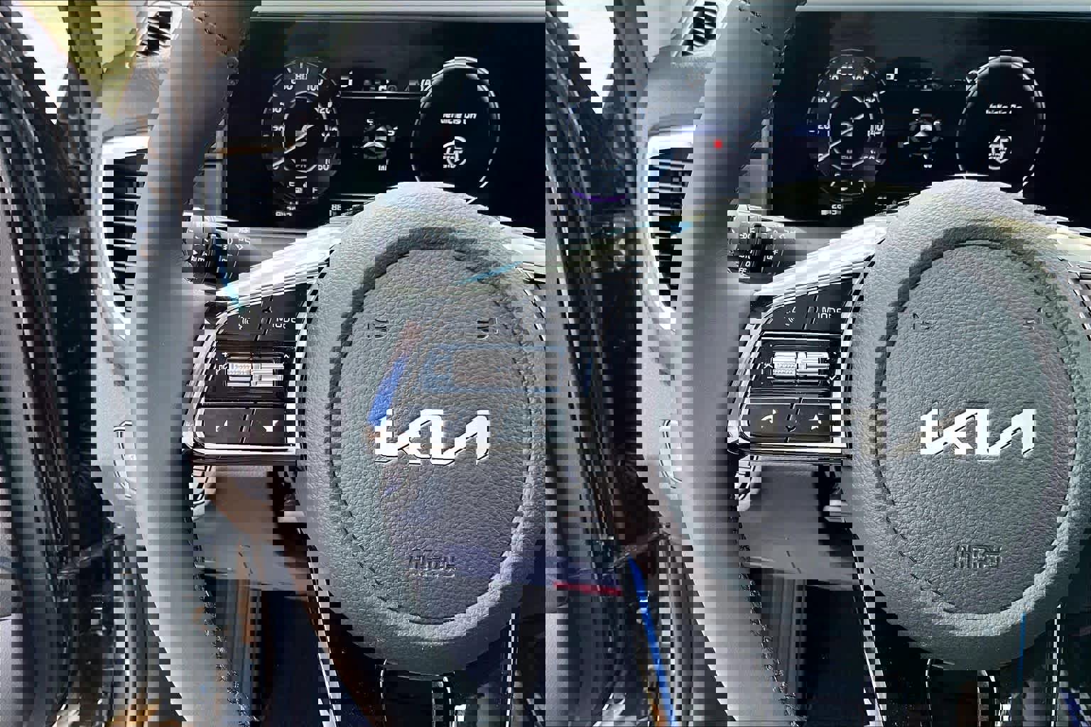 Certified 2026 Kia Seltos EX w/ EX Sunroof Package image 44