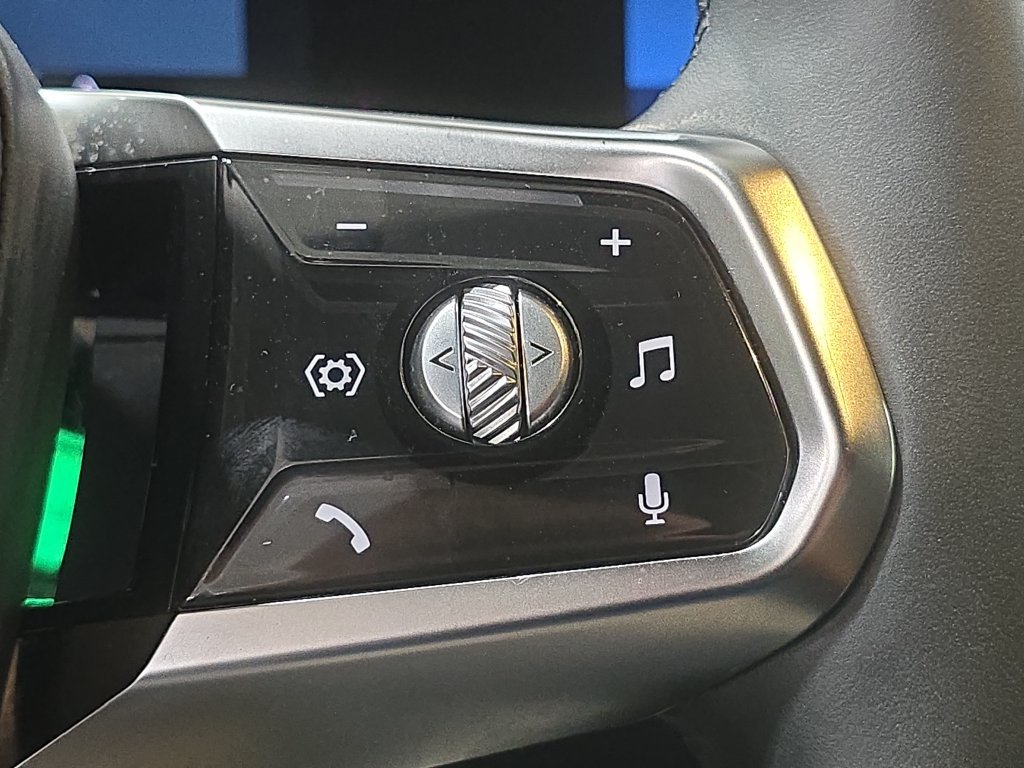 Certified 2023 BMW i7 xDrive60 AWD/4WD image 12