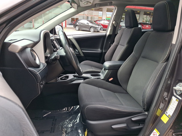 Used 2018 Toyota RAV4 XLE FWD image 13