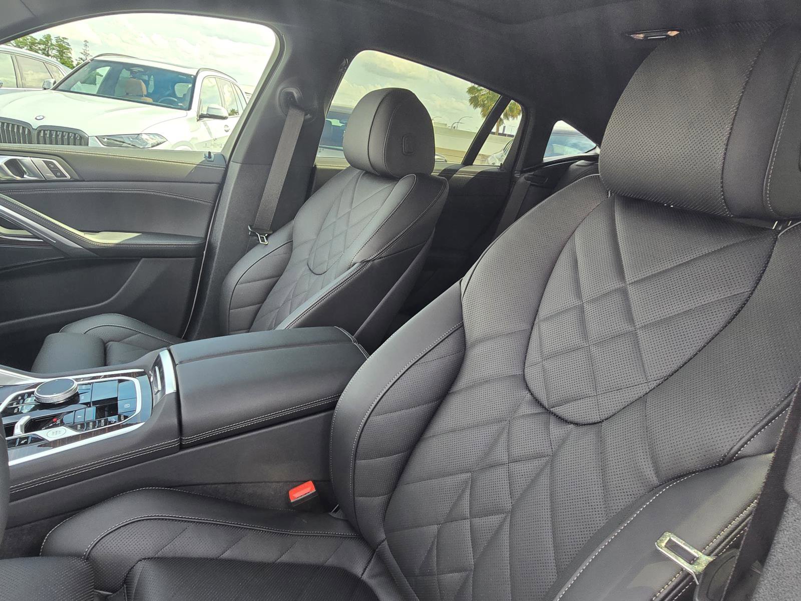 New 2027 BMW X6 xDrive40i AWD/4WD image 11