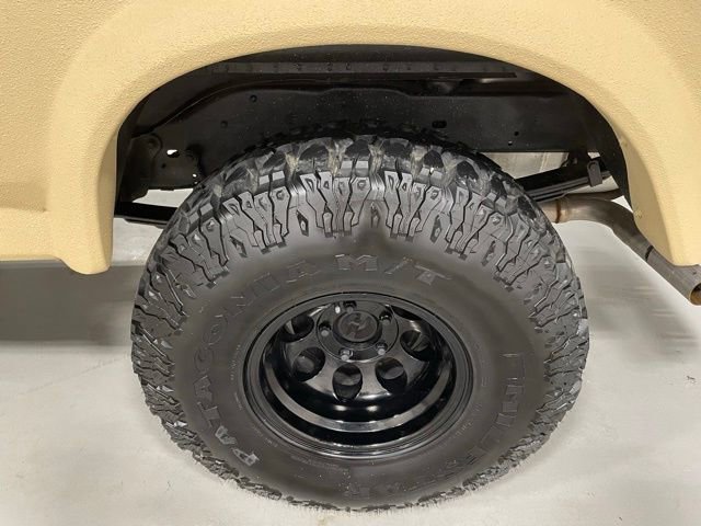 Used 1989 Ford Bronco Custom image 13