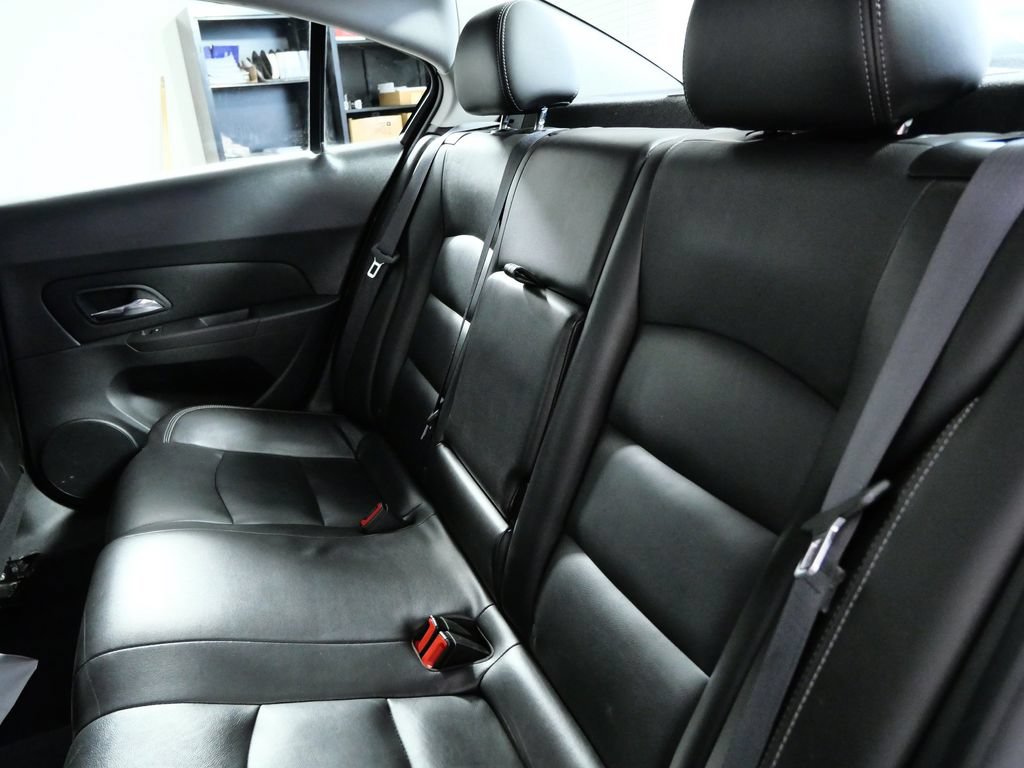 Used 2015 Chevrolet Cruze LTZ FWD image 14