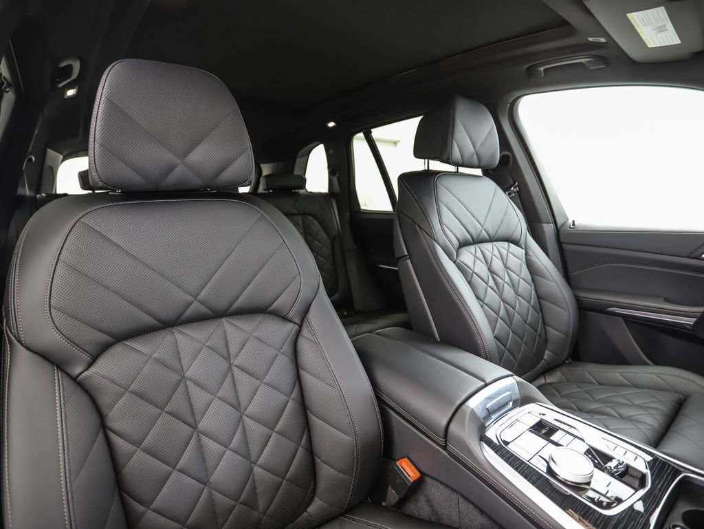Certified 2025 BMW X5 M60i image 32