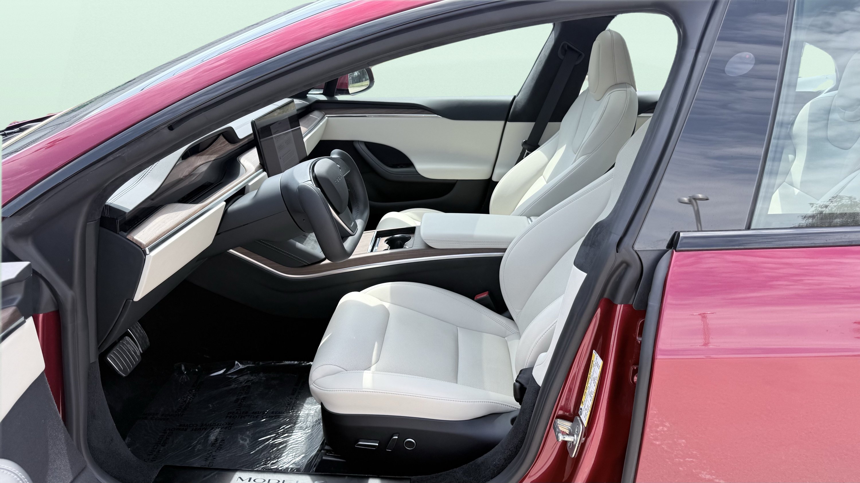 Used 2023 Tesla Model S AWD/4WD image 21