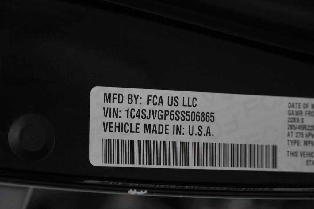 Certified 2025 Jeep Grand Wagoneer Series III w/ Rear Seat Video Group 1 AWD/4WD image 57