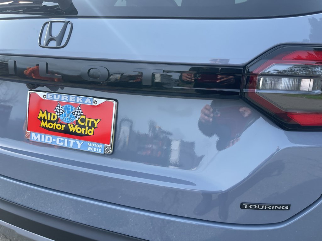 New 2026 Honda Pilot Touring image 4