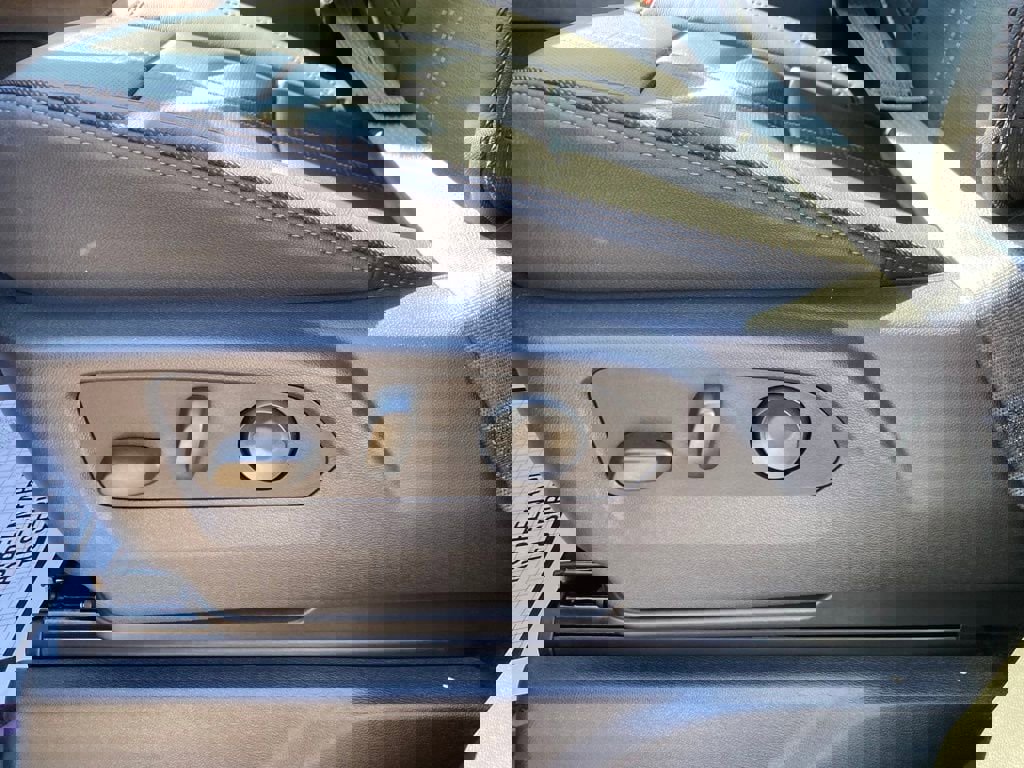 New 2025 Chevrolet Silverado 1500 High Country w/ Midnight Edition image 11