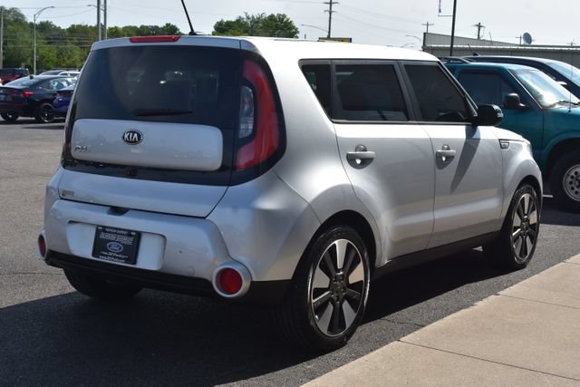 Used 2014 Kia Soul ! FWD image 8