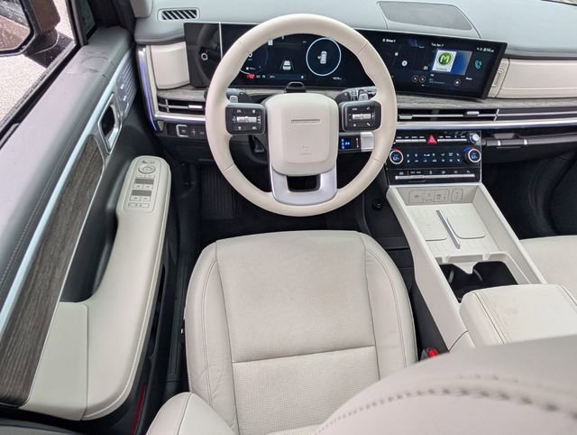Used 2024 Hyundai Santa Fe Limited image 8