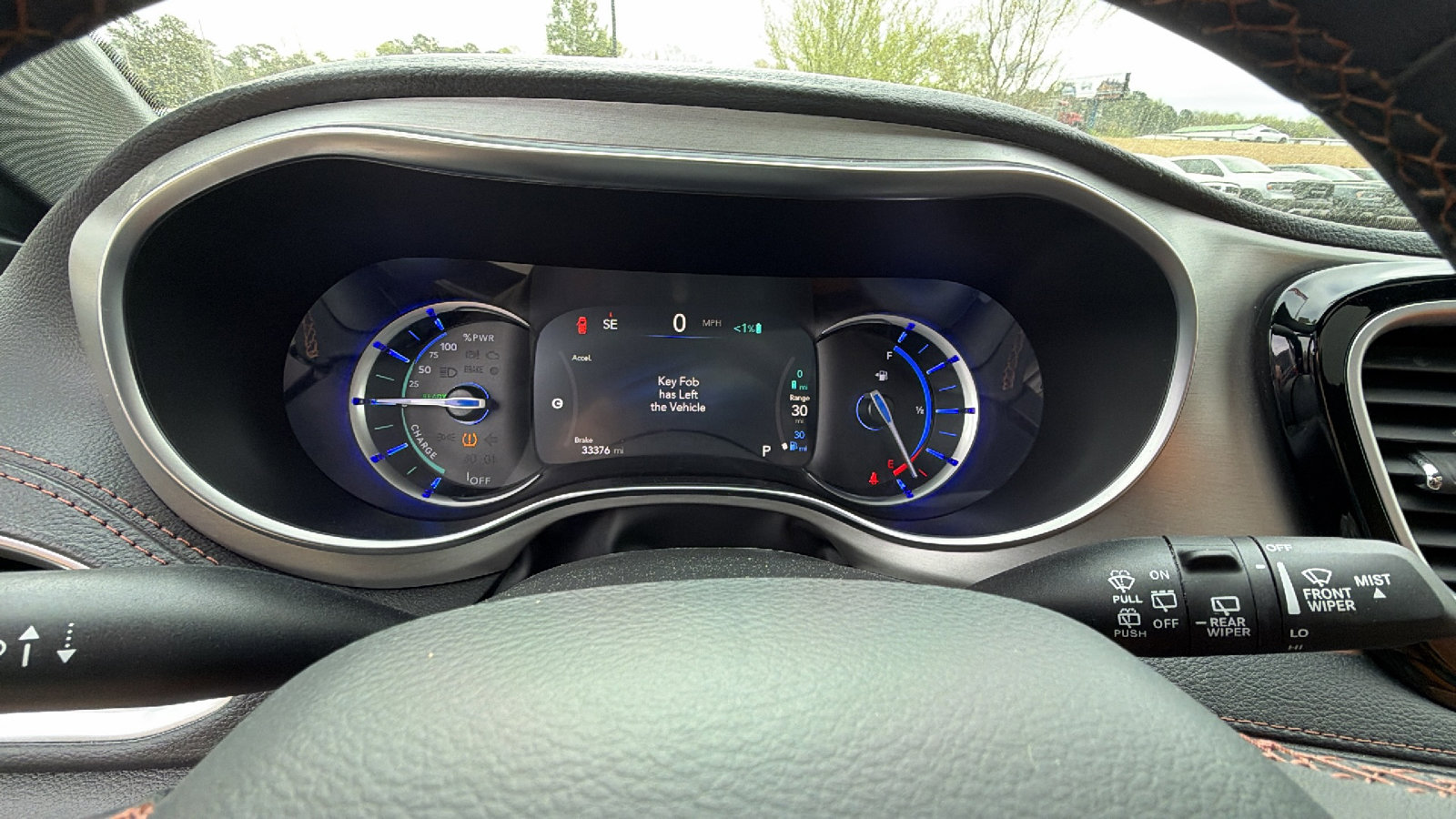 Used 2024 Chrysler Pacifica Pinnacle FWD image 32