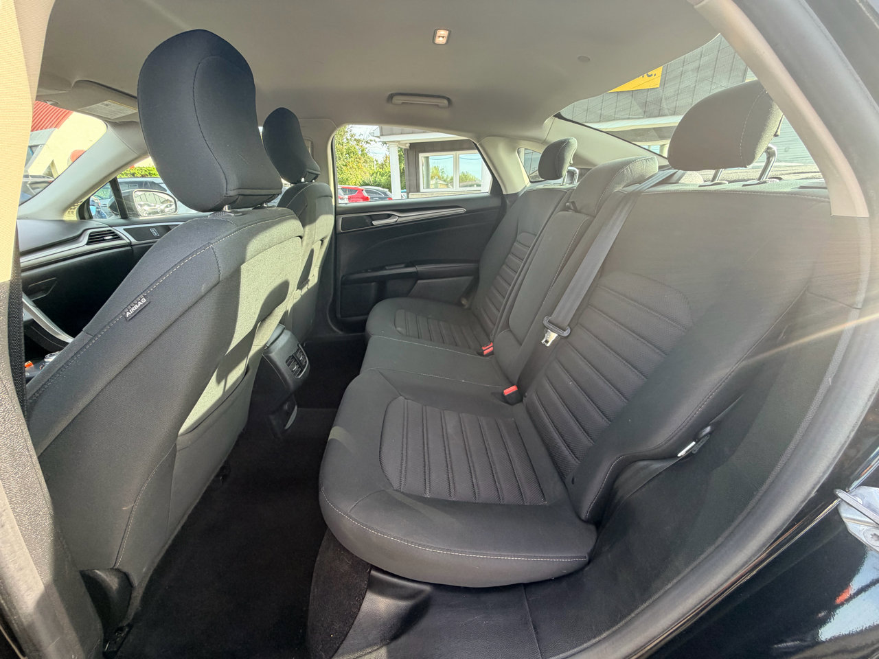 Used 2019 Ford Fusion SE image 13