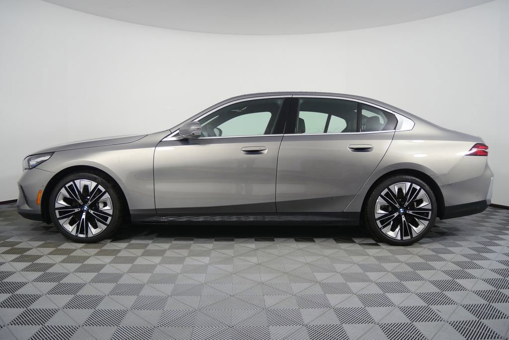Used 2025 BMW 530i 530i image 6