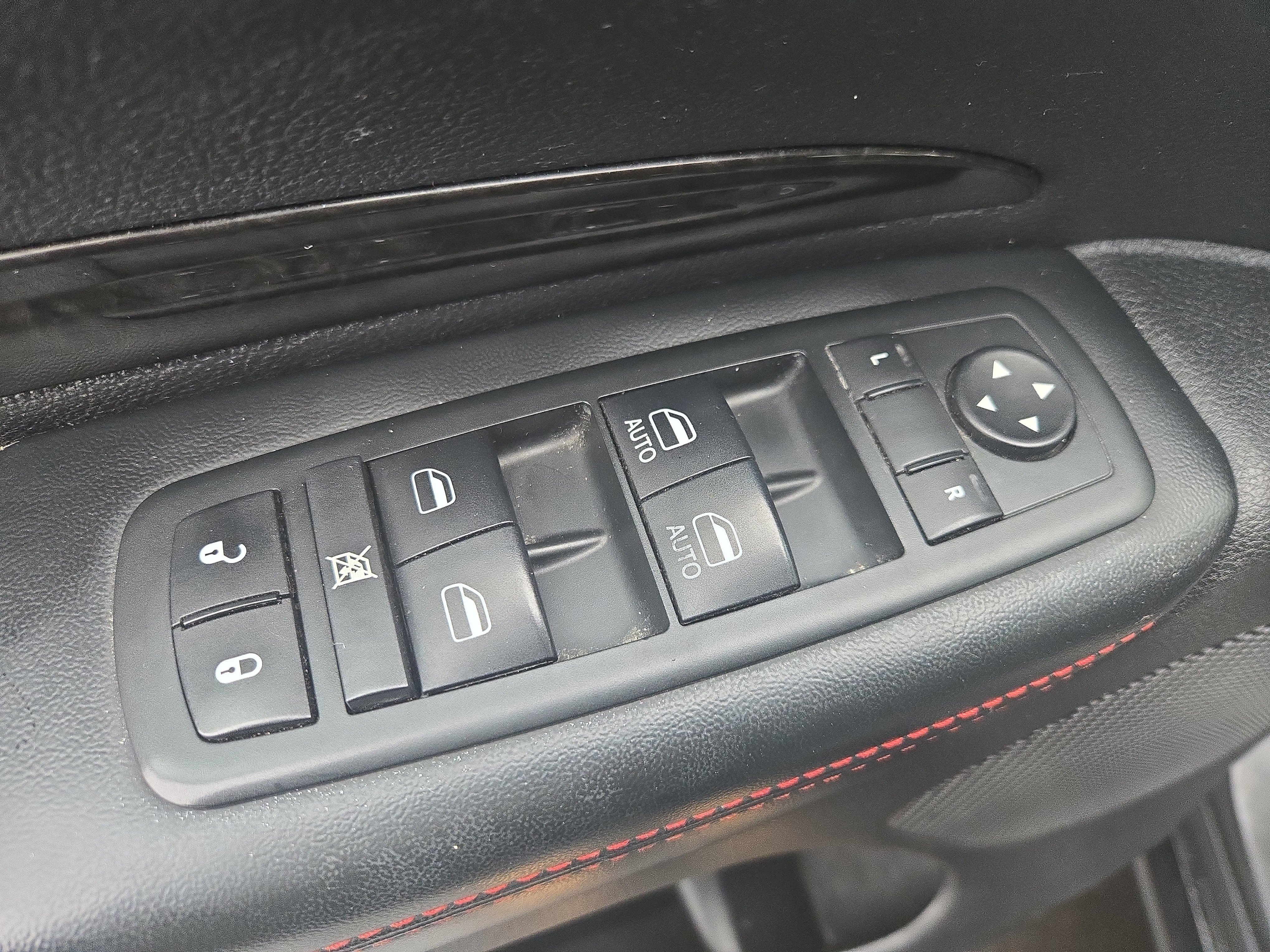 Used 2013 Dodge Durango R/T w/ Leather Interior Group image 15