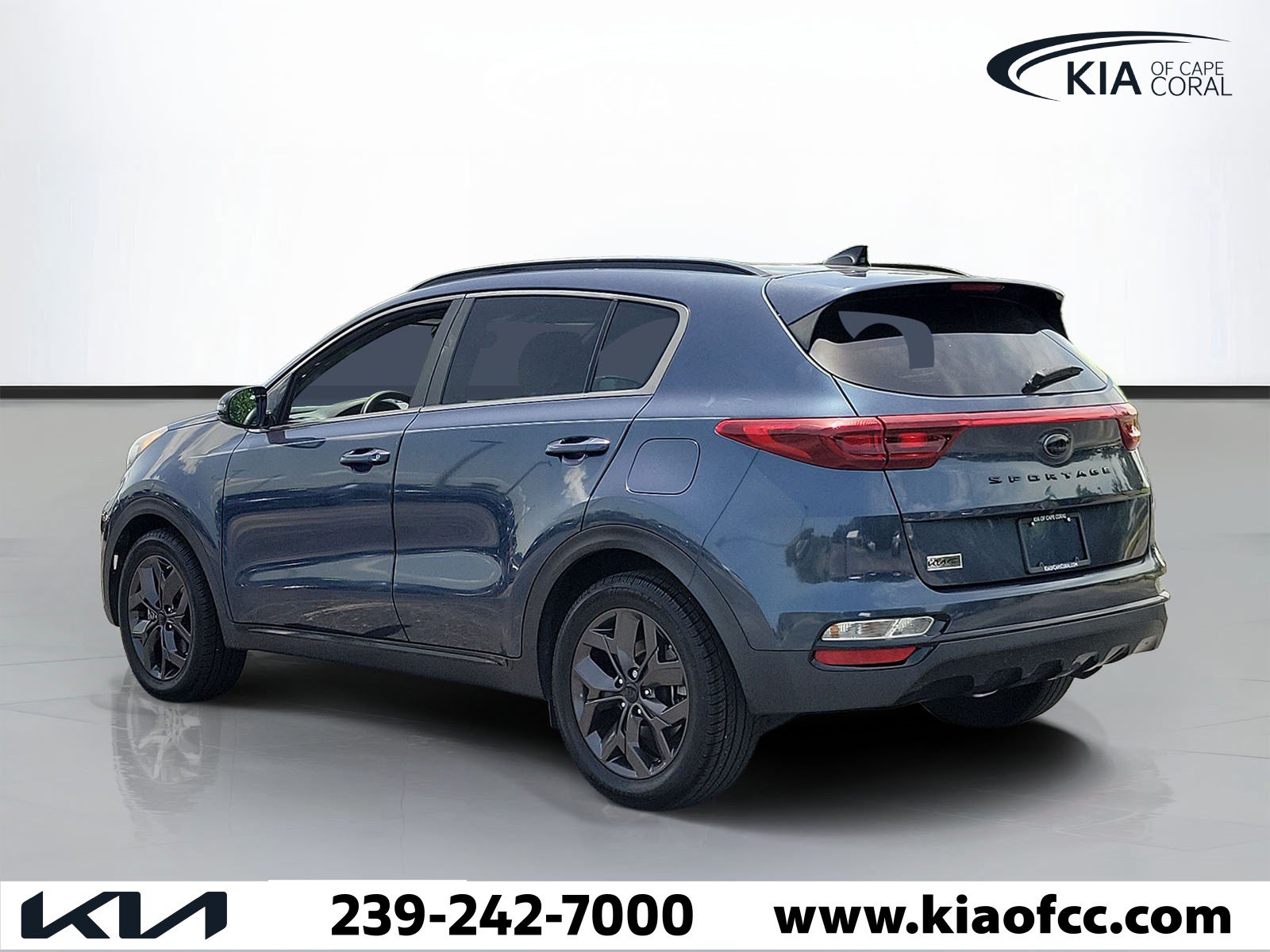 Certified 2022 Kia Sportage Nightfall Edition FWD image 4