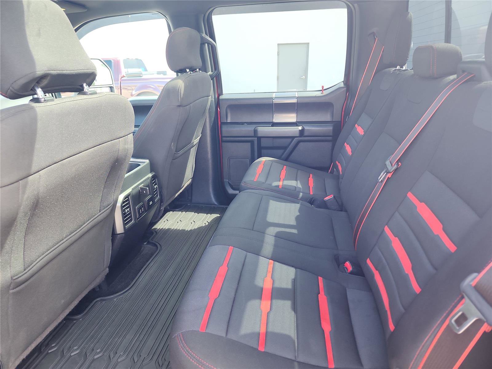 Used 2017 Ford F150 XLT w/ Equipment Group 302A Luxury image 22