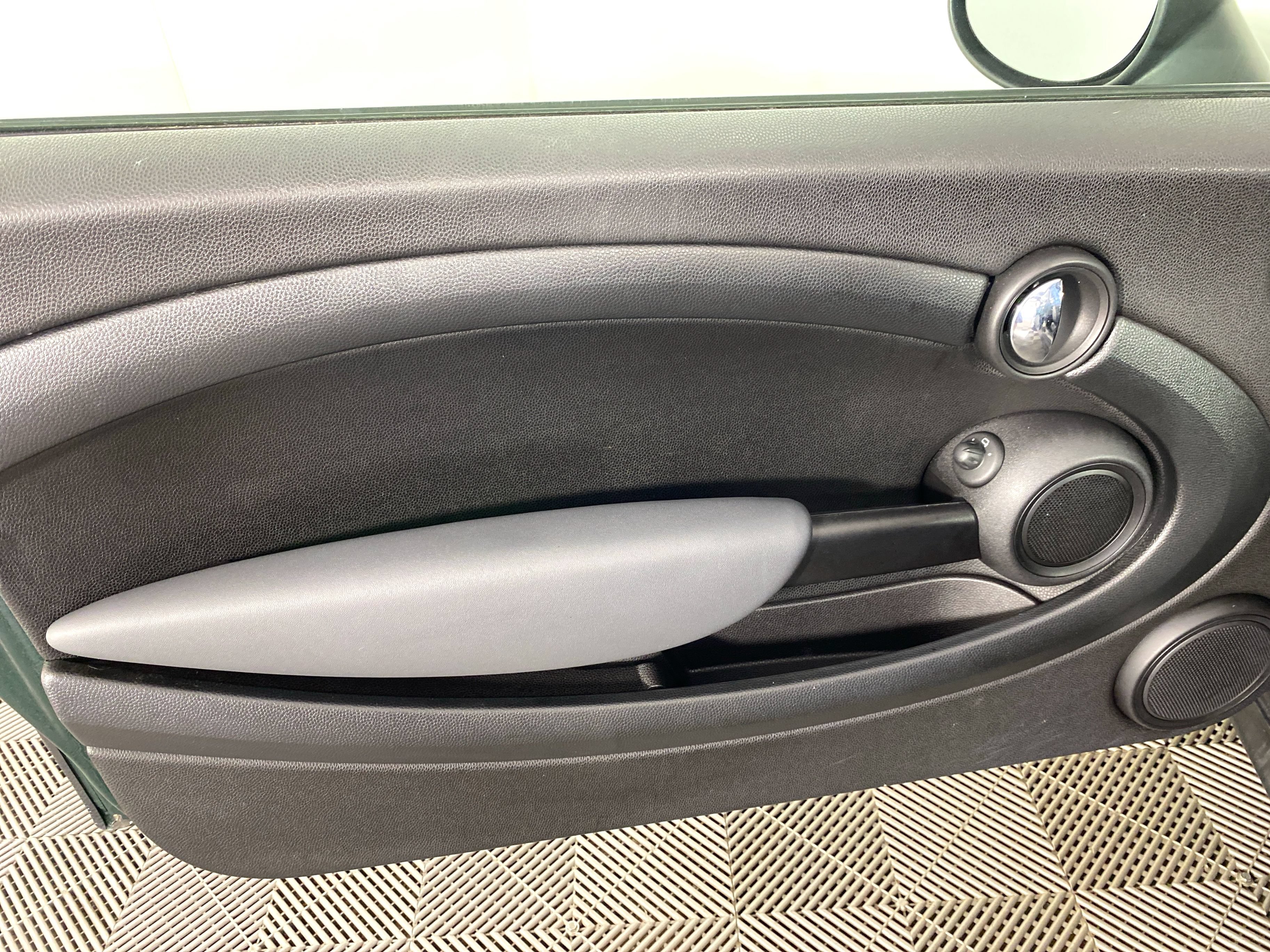 Used 2012 MINI Cooper Hardtop FWD image 12