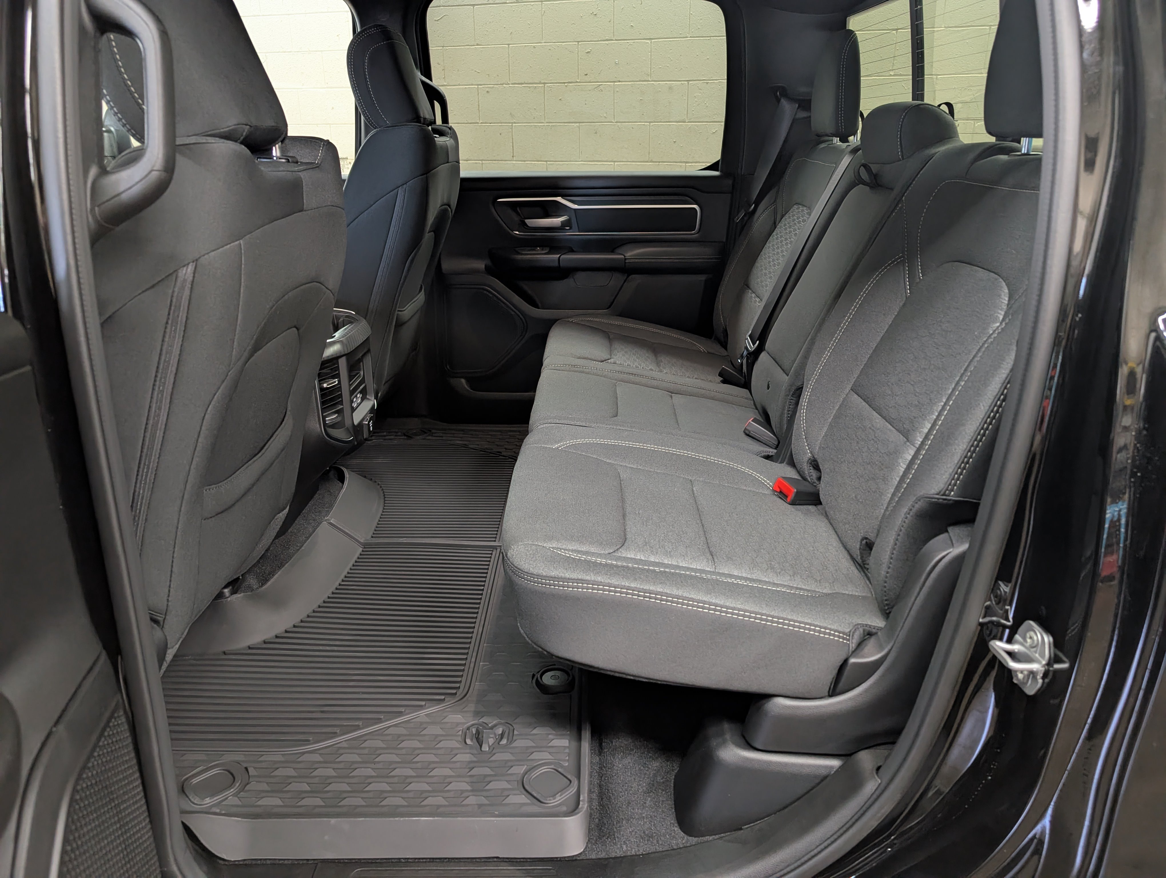 New 2026 RAM 1500 Big Horn AWD/4WD image 6