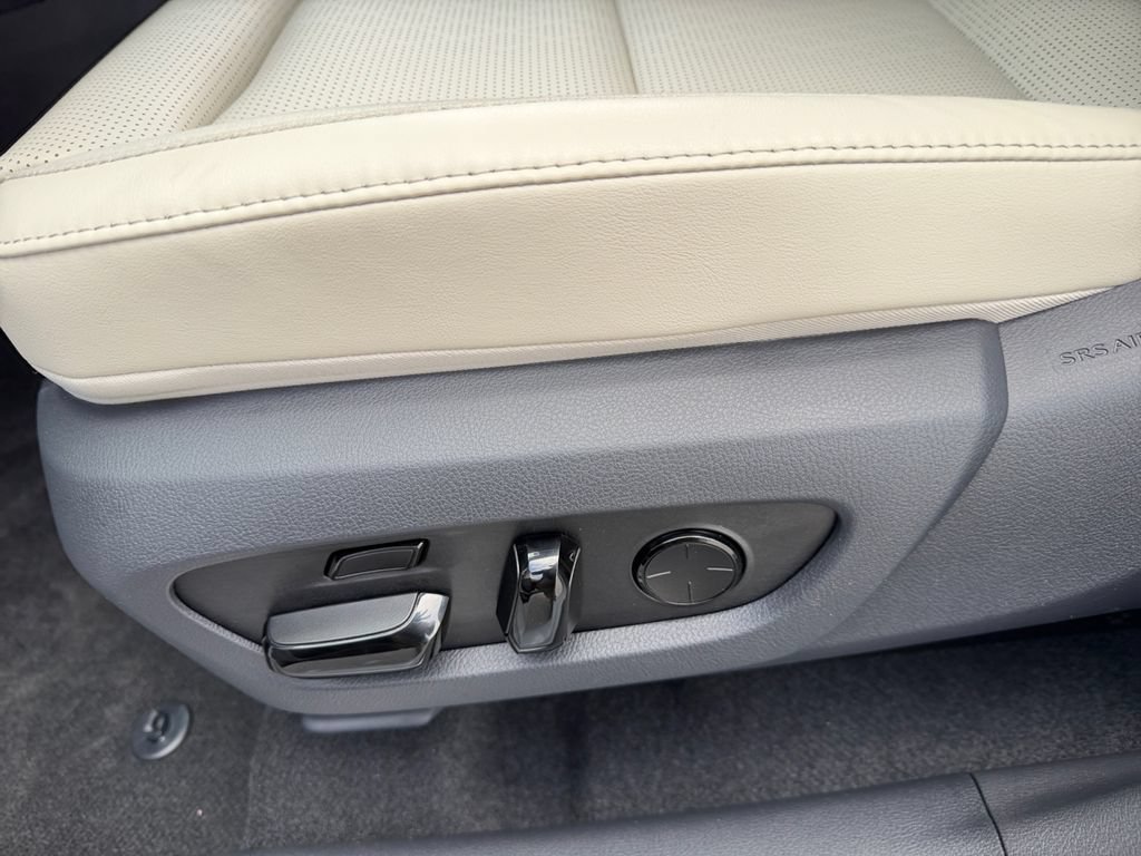 Certified 2026 Lexus RX 350 AWD w/ Convenience Package image 17