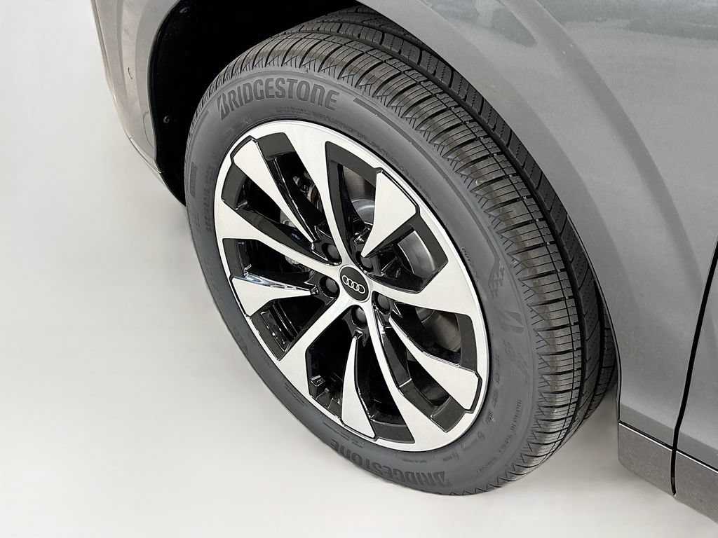 New 2026 Audi Q3 quattro 2.0T AWD/4WD image 23