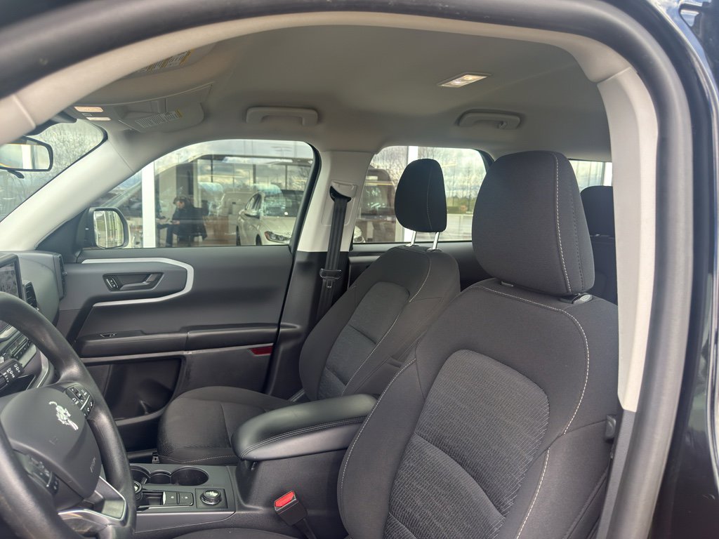 Used 2022 Ford Bronco Sport image 8