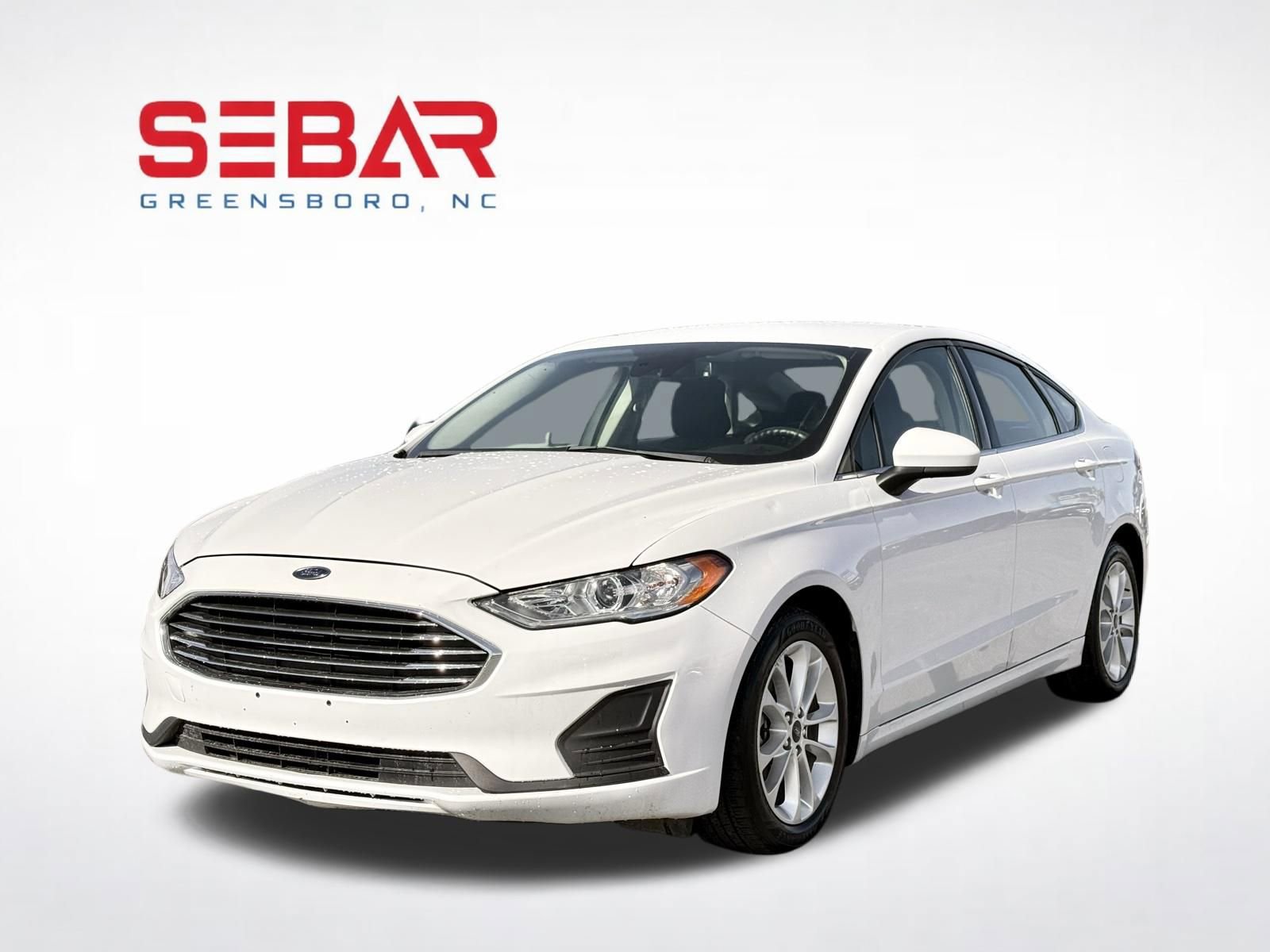 Used 2019 Ford Fusion SE image 2