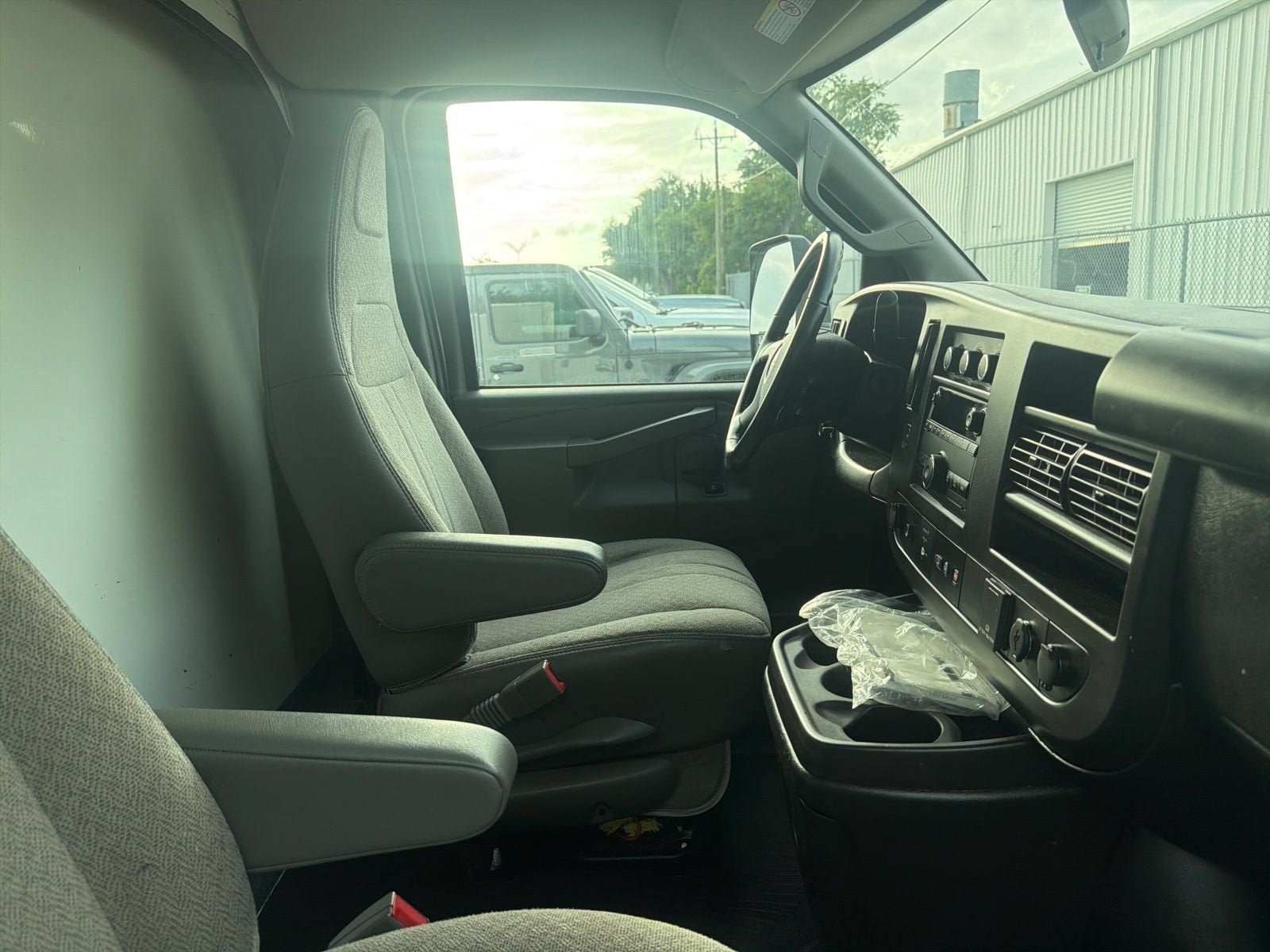 Used 2023 GMC Savana 3500 w/ Power Convenience Package RWD image 9