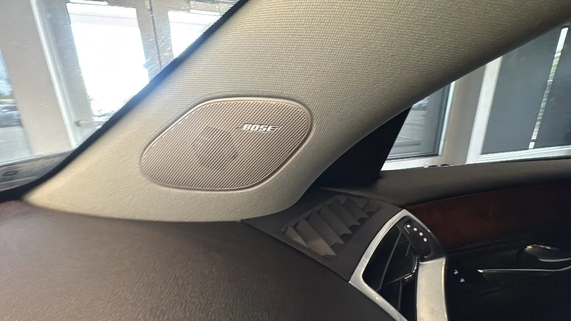 Used 2016 Cadillac SRX Premium FWD image 61